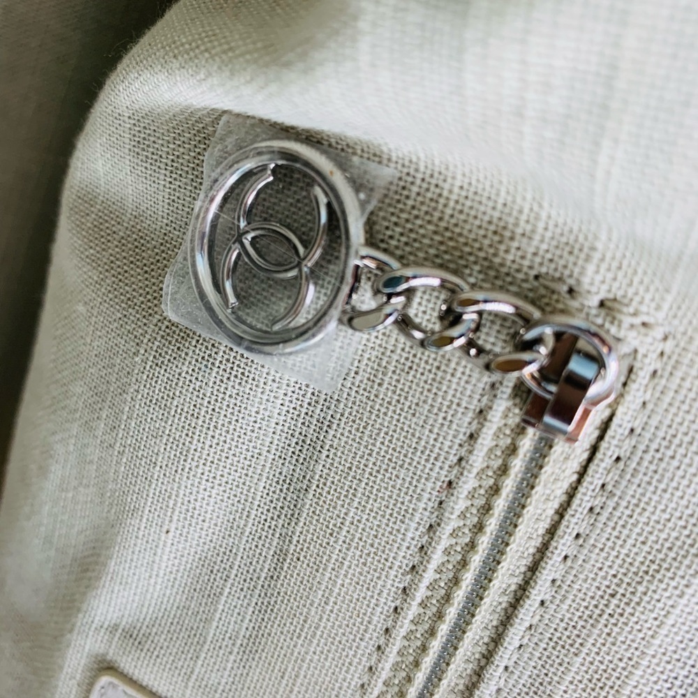 Chanel 2022 Small Deauville Tote w/ Pouch 💙 - Picture 7 of 16